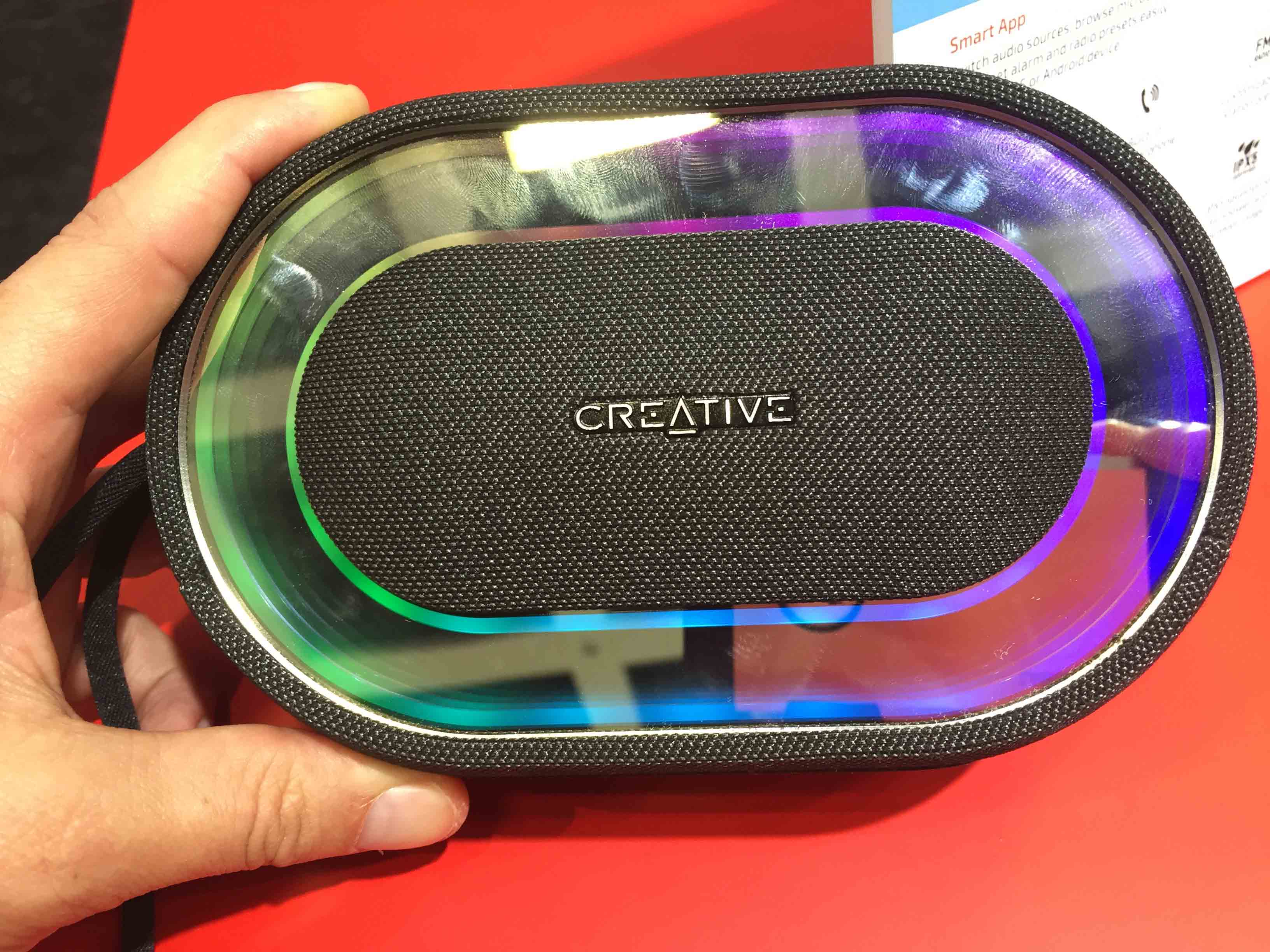 Creative Halo Test: Neuer Bluetooth Lautsprecher mit programmierbarer Lichtshow